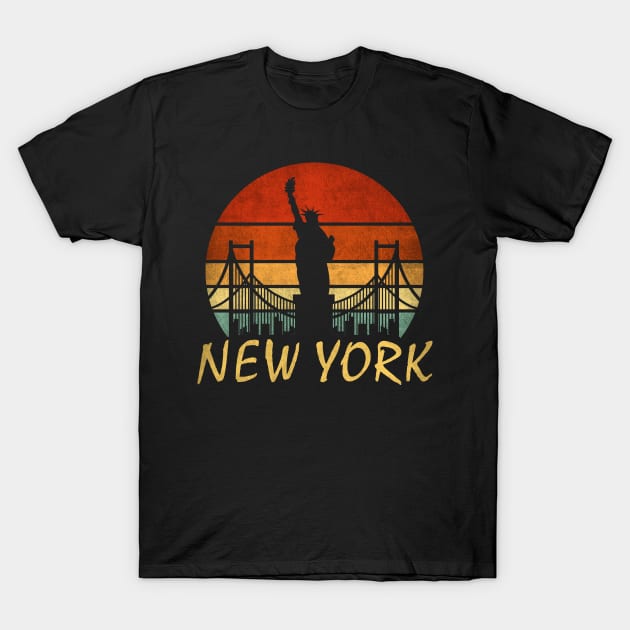 Vintage Sunset New York, The Big Apple, Silhouette of Liberty T-Shirt by zozo-shop